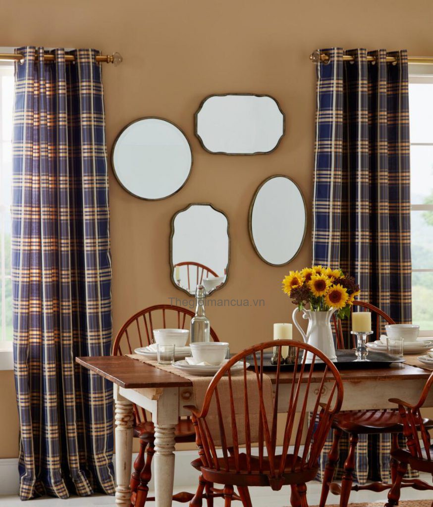 Thế Giới Màn Cửa