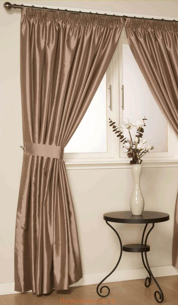 Thế Giới Màn Cửa