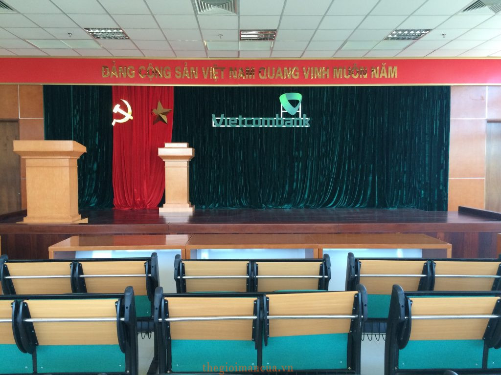 Thế Giới Màn Cửa