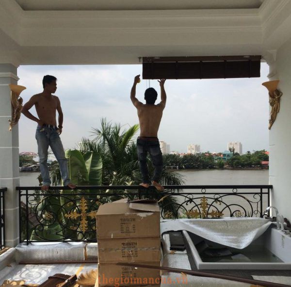 Thế Giới Màn Cửa