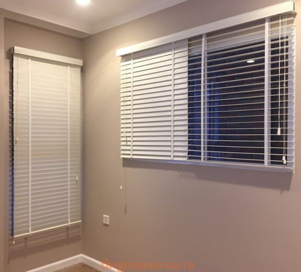 Thế Giới Màn Cửa