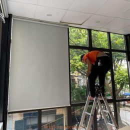 Màn sáo cuốn văn phòng