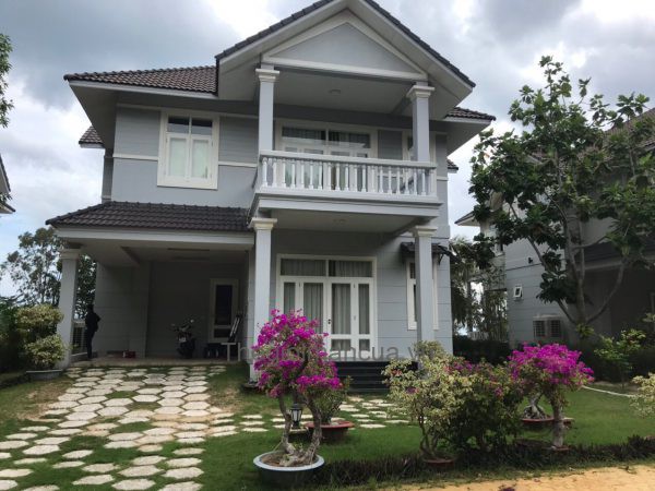rèm cửa villa