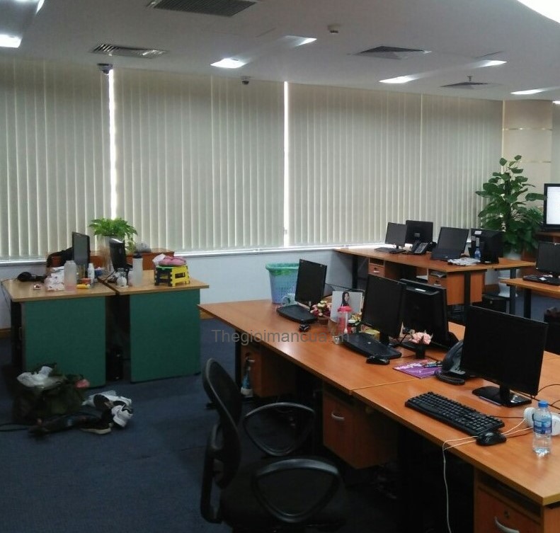 Thế Giới Màn Cửa