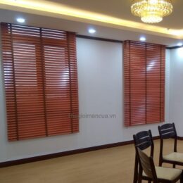 Rèm sáo gỗ chống nắng nóng