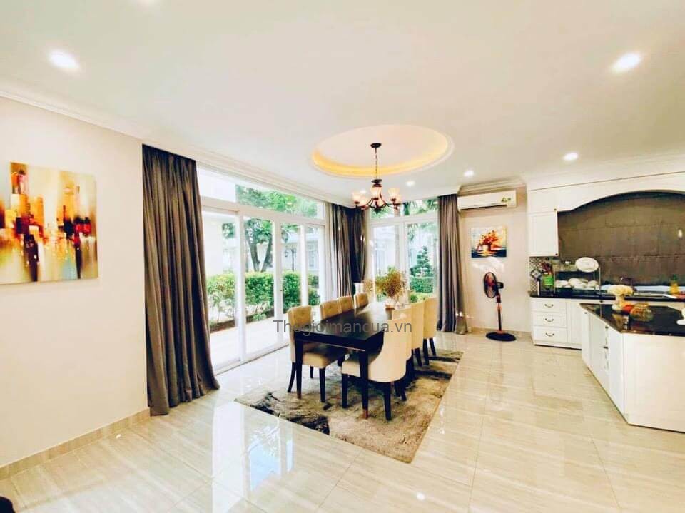 Thế Giới Màn Cửa