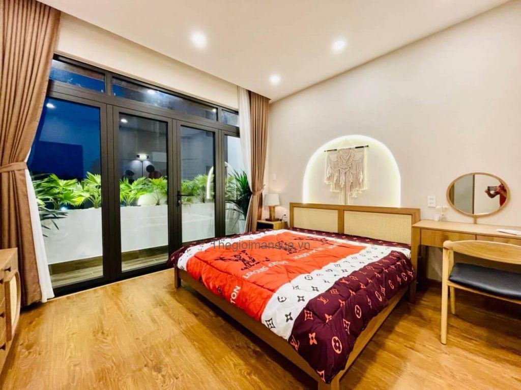 Thế Giới Màn Cửa