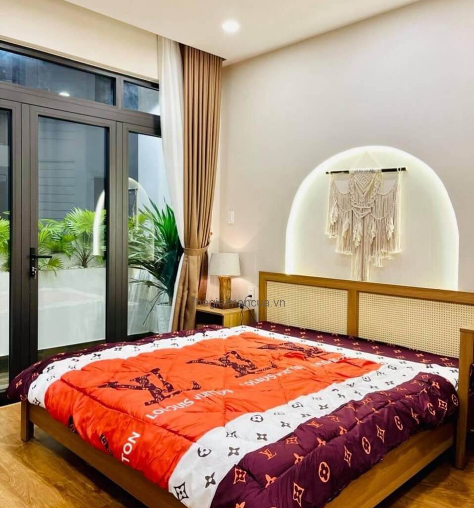 Thế Giới Màn Cửa