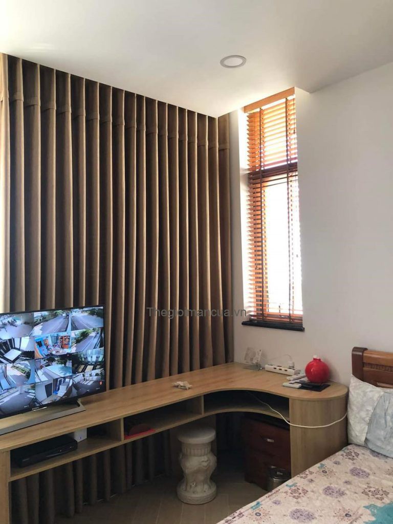 Thế Giới Màn Cửa