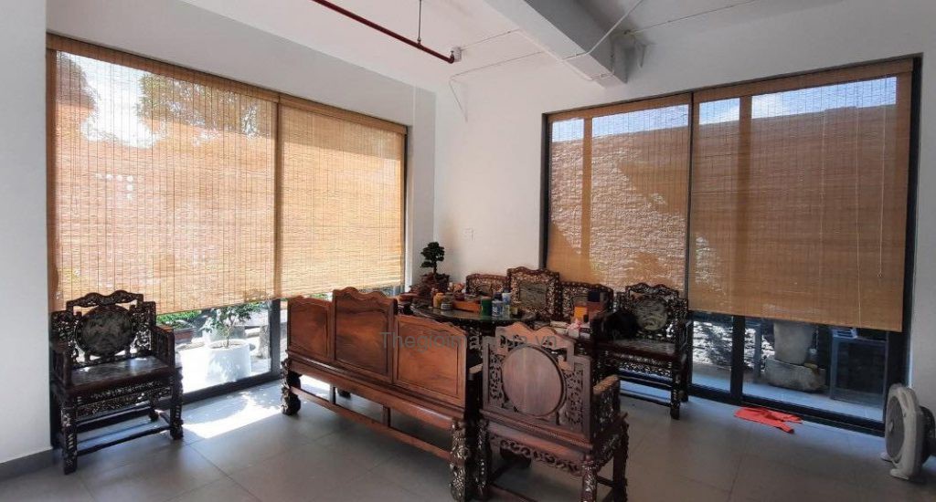 Thế Giới Màn Cửa