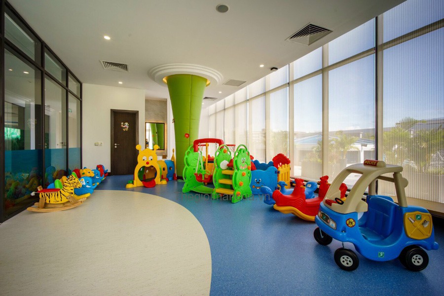 Thế Giới Màn Cửa