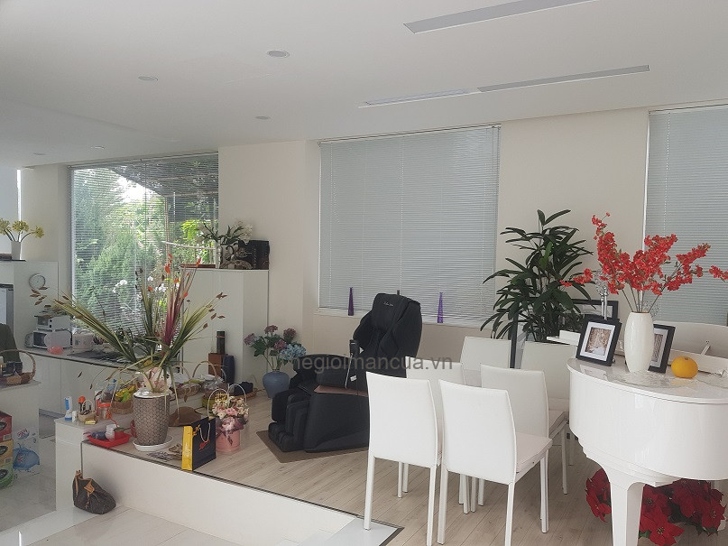 Thế Giới Màn Cửa